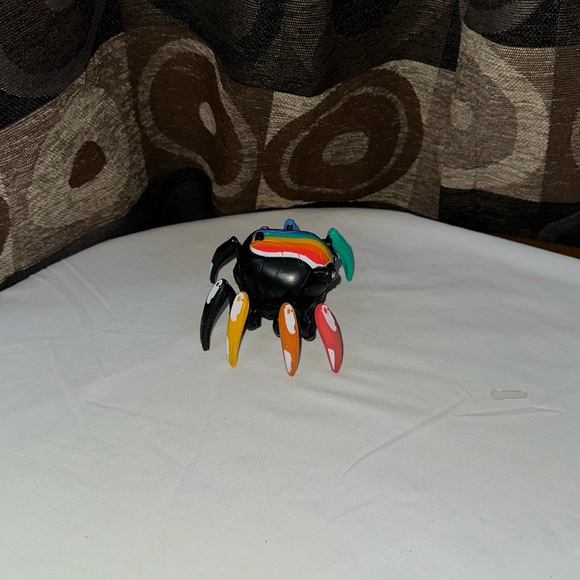DISNEYPARKS MARVEL EXCLUSIVE- LIGHT UP SPIDER BOT PRIDE COLLECTION. NWOB - Picture 5 of 9